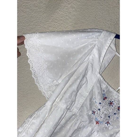 Old Navy White Babydoll Embroidered Swiss Flutter Sleeve Tie Back Blouse S Boho - Picture 5 of 11